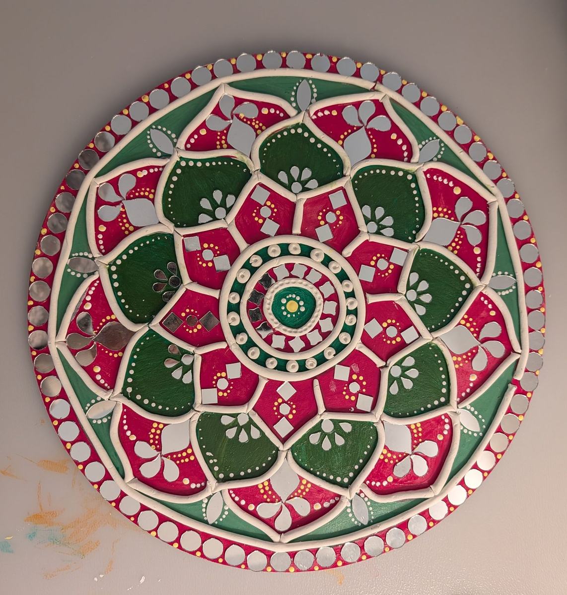 Clay + Mirror Art: workshop photo 2